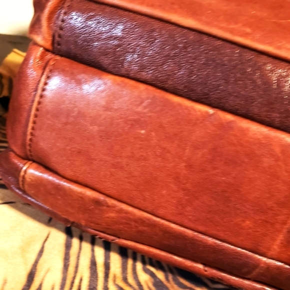 CHOCOLAT BLU Dist. Terra Cotta Brn Leather Handbag-NWOT - Picture 6 of 12